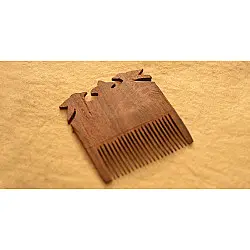 Wooden comb ~Traditional Design
